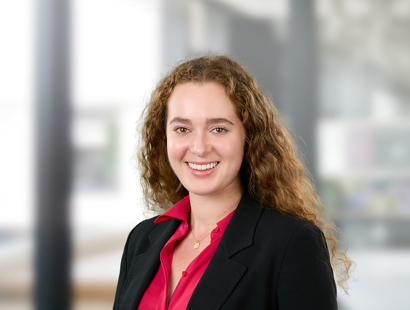 Imogen Carr, Trainee in the Russell-Cooke Solicitors, trusts, wills and estates disputes team. 