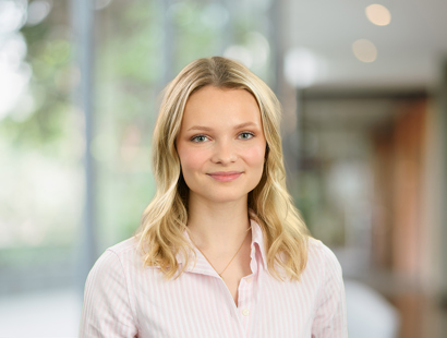 Amy Davies, a legal assistant in the Russell-Cooke private client team
