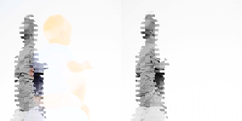 A man with an young child on is shoulders. Is it possible to determine paternity where the potential fathers are identical twin brothers?