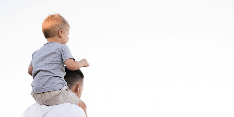 A man with an young child on is shoulders. Is it possible to determine paternity where the potential fathers are identical twin brothers?