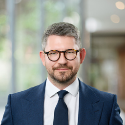 Laughlan Steer, Senior associate in the Russell-Cooke Solicitors, real estate, planning and construction team. 